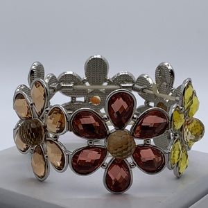 SOLD♥️♥️♥️♥️♥️BEAUTIFUL COLORFUL FLOWER BRACELET